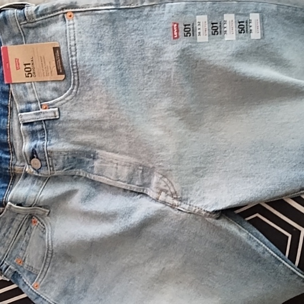 Levi's